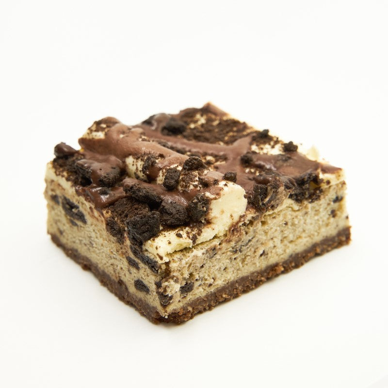 Cookies & Cream Cheesecake Slice